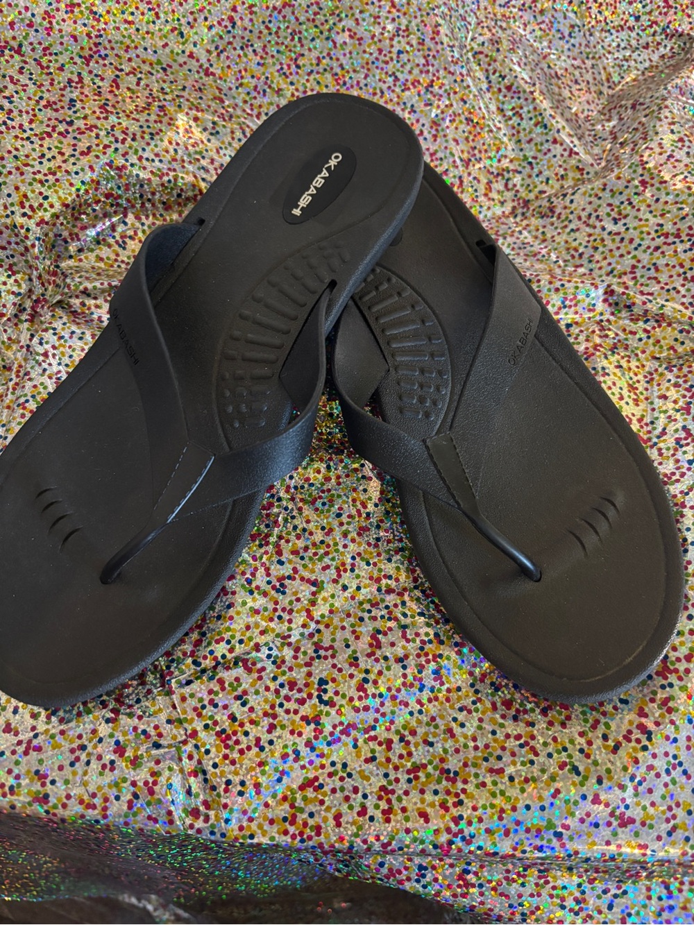 Okabashi Black Flip-Flop Sandals